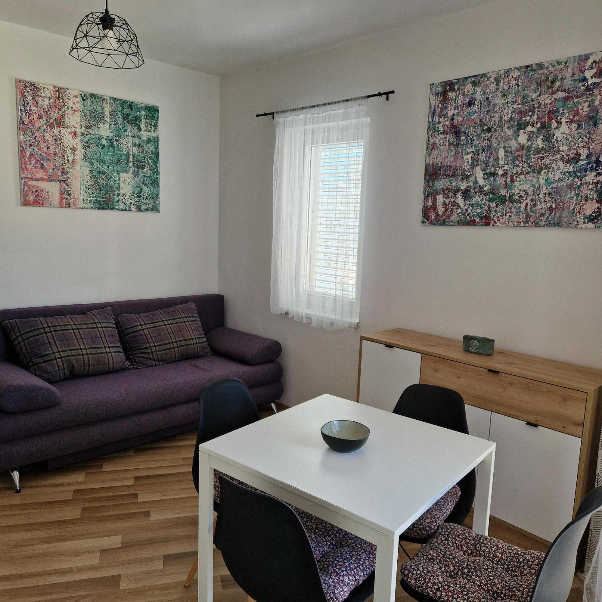 Apartman Iva Novalja Exterior foto